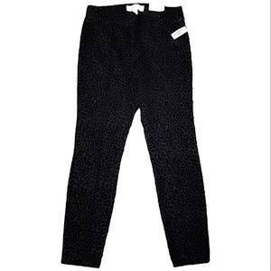 Old Navy Stevie leapord print pants size M
